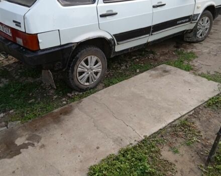 Белый ВАЗ 2109, объемом двигателя 1.3 л и пробегом 590 тыс. км за 879 $, фото 2 на Automoto.ua