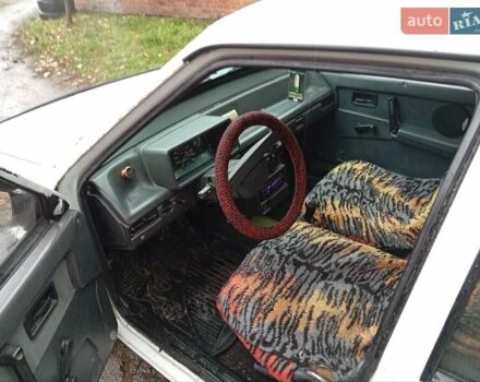 Белый ВАЗ 2109, объемом двигателя 1.29 л и пробегом 300 тыс. км за 681 $, фото 1 на Automoto.ua