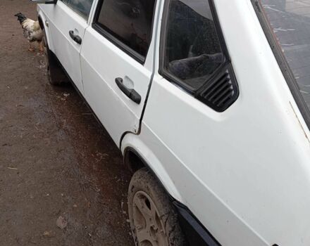 Белый ВАЗ 2109, объемом двигателя 1.5 л и пробегом 3 тыс. км за 712 $, фото 3 на Automoto.ua