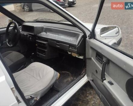 Белый ВАЗ 2109, объемом двигателя 1.5 л и пробегом 380 тыс. км за 1700 $, фото 2 на Automoto.ua