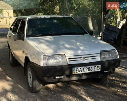 ВАЗ 2109 1990 в Кропивницком (Кировограде) на Automoto.ua Белый ВАЗ 2109, объемом двигателя 1.5 л и пробегом 130 тыс. км за 2000 $, фото 1 на Automoto.ua