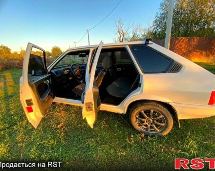 Белый ВАЗ 2109, объемом двигателя 1.5 л и пробегом 100 тыс. км за 1700 $, фото 6 на Automoto.ua