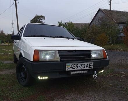 Белый ВАЗ 2109, объемом двигателя 1.6 л и пробегом 27 тыс. км за 900 $, фото 2 на Automoto.ua