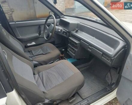 Білий ВАЗ 2109, об'ємом двигуна 1.5 л та пробігом 97 тис. км за 2100 $, фото 12 на Automoto.ua