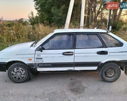 ВАЗ 2109 1990 в Хмельницком на Automoto.ua Белый ВАЗ 2109, объемом двигателя 1.29 л и пробегом 525 тыс. км за 1150 $, фото 7 на Automoto.ua