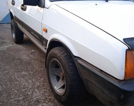 Белый ВАЗ 2109, объемом двигателя 1.5 л и пробегом 2 тыс. км за 837 $, фото 1 на Automoto.ua