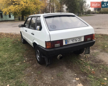 Белый ВАЗ 2109, объемом двигателя 1.6 л и пробегом 300 тыс. км за 1700 $, фото 3 на Automoto.ua