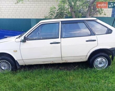 Белый ВАЗ 2109, объемом двигателя 1.3 л и пробегом 150 тыс. км за 1000 $, фото 6 на Automoto.ua
