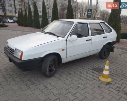 Белый ВАЗ 2109, объемом двигателя 1.5 л и пробегом 380 тыс. км за 1700 $, фото 9 на Automoto.ua