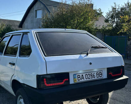 ВАЗ 2109 1990 в Кропивницком (Кировограде) на Automoto.ua Белый ВАЗ 2109, объемом двигателя 1.5 л и пробегом 130 тыс. км за 2000 $, фото 7 на Automoto.ua