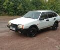 Білий ВАЗ 2109, об'ємом двигуна 1.5 л та пробігом 330 тис. км за 573 $, фото 1 на Automoto.ua