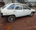 Белый ВАЗ 2109, объемом двигателя 1.3 л и пробегом 300 тыс. км за 305 $, фото 1 на Automoto.ua