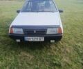 Білий ВАЗ 2109, об'ємом двигуна 1.5 л та пробігом 300 тис. км за 1000 $, фото 1 на Automoto.ua