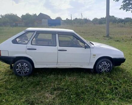 Білий ВАЗ 2109, об'ємом двигуна 1.5 л та пробігом 300 тис. км за 1000 $, фото 2 на Automoto.ua