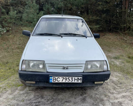 Белый ВАЗ 2109, объемом двигателя 1.3 л и пробегом 399 тыс. км за 900 $, фото 3 на Automoto.ua