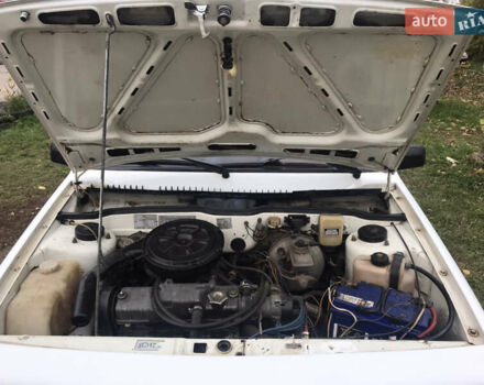 Белый ВАЗ 2109, объемом двигателя 1.6 л и пробегом 300 тыс. км за 1700 $, фото 9 на Automoto.ua