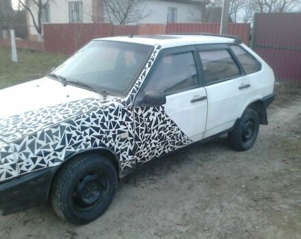 Белый ВАЗ 2109, объемом двигателя 1.5 л и пробегом 200 тыс. км за 500 $, фото 5 на Automoto.ua