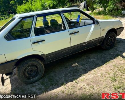 Белый ВАЗ 2109, объемом двигателя 1.5 л и пробегом 75 тыс. км за 700 $, фото 3 на Automoto.ua