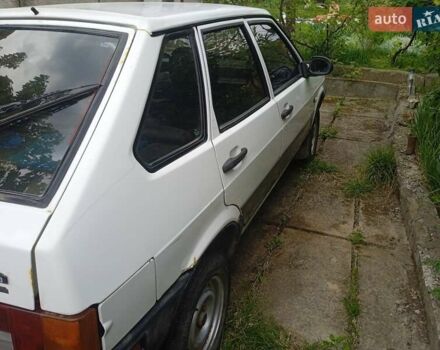 ВАЗ 2109 1991 в Черновцах на Automoto.ua Белый ВАЗ 2109, объемом двигателя 1.5 л и пробегом 150 тыс. км за 1200 $, фото 4 на Automoto.ua