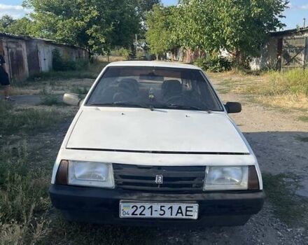 Белый ВАЗ 2109, объемом двигателя 1.5 л и пробегом 100 тыс. км за 726 $, фото 3 на Automoto.ua