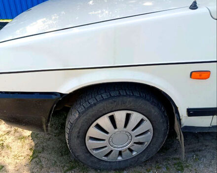 Білий ВАЗ 2109, об'ємом двигуна 1.5 л та пробігом 170 тис. км за 1000 $, фото 3 на Automoto.ua