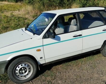 Белый ВАЗ 2109, объемом двигателя 1.3 л и пробегом 134 тыс. км за 1300 $, фото 2 на Automoto.ua