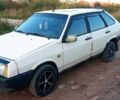 ВАЗ 2109 1991 у Львові на Automoto.ua Білий ВАЗ 2109, об'ємом двигуна 1.3 л та пробігом 50 тис. км за 800 $, фото 2 на Automoto.ua