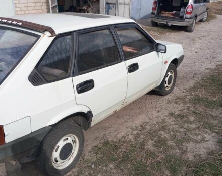 Белый ВАЗ 2109, объемом двигателя 0 л и пробегом 260 тыс. км за 715 $, фото 1 на Automoto.ua