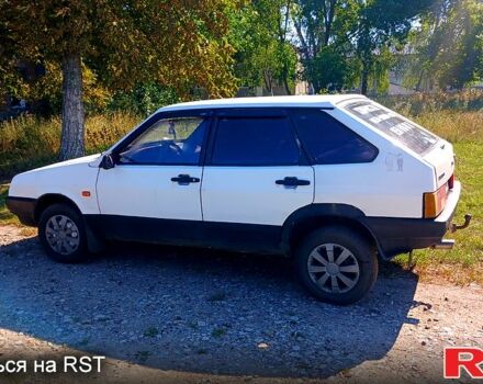 Белый ВАЗ 2109, объемом двигателя 1.5 л и пробегом 200 тыс. км за 1250 $, фото 1 на Automoto.ua