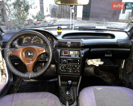 Белый ВАЗ 2109, объемом двигателя 1.5 л и пробегом 283 тыс. км за 826 $, фото 16 на Automoto.ua