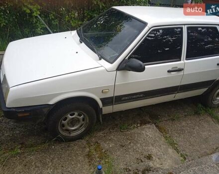 ВАЗ 2109 1991 в Черновцах на Automoto.ua Белый ВАЗ 2109, объемом двигателя 1.5 л и пробегом 150 тыс. км за 1200 $, фото 2 на Automoto.ua