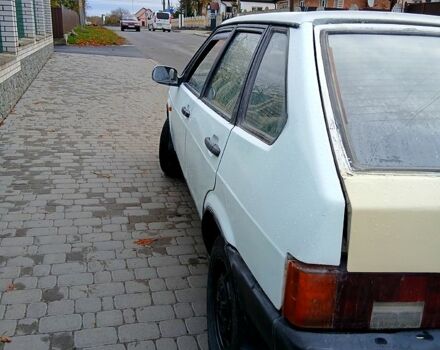 Белый ВАЗ 2109, объемом двигателя 1.5 л и пробегом 150 тыс. км за 650 $, фото 5 на Automoto.ua