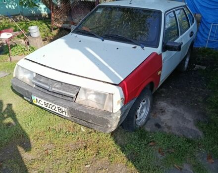 Белый ВАЗ 2109, объемом двигателя 1 л и пробегом 140 тыс. км за 350 $, фото 3 на Automoto.ua