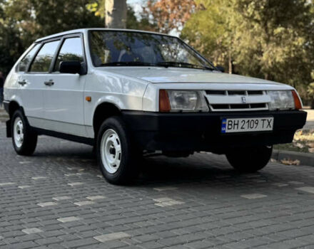 Белый ВАЗ 2109, объемом двигателя 1.5 л и пробегом 105 тыс. км за 3000 $, фото 1 на Automoto.ua