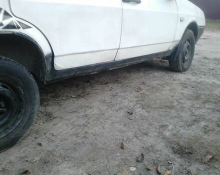 Белый ВАЗ 2109, объемом двигателя 1.5 л и пробегом 200 тыс. км за 500 $, фото 10 на Automoto.ua