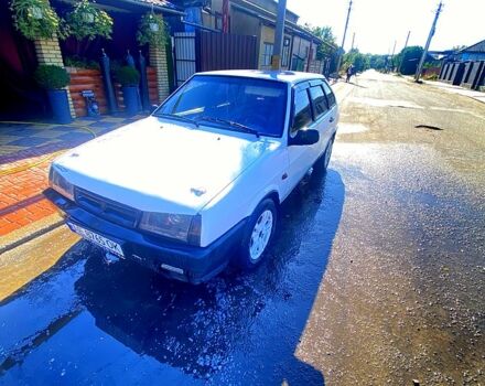Белый ВАЗ 2109, объемом двигателя 1.5 л и пробегом 0 тыс. км за 1700 $, фото 4 на Automoto.ua