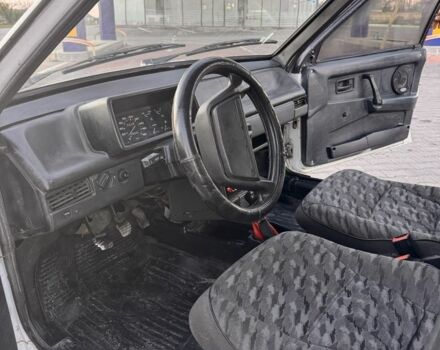 Белый ВАЗ 2109, объемом двигателя 1.3 л и пробегом 50 тыс. км за 949 $, фото 4 на Automoto.ua
