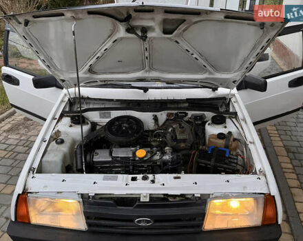 Белый ВАЗ 2109, объемом двигателя 1.5 л и пробегом 283 тыс. км за 826 $, фото 20 на Automoto.ua