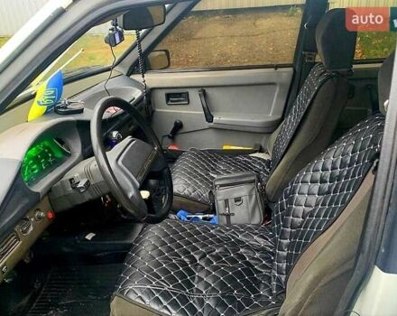 Белый ВАЗ 2109, объемом двигателя 1.5 л и пробегом 82 тыс. км за 1550 $, фото 3 на Automoto.ua