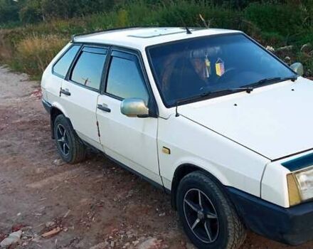 ВАЗ 2109 1991 у Львові на Automoto.ua Білий ВАЗ 2109, об'ємом двигуна 1.3 л та пробігом 50 тис. км за 800 $, фото 3 на Automoto.ua