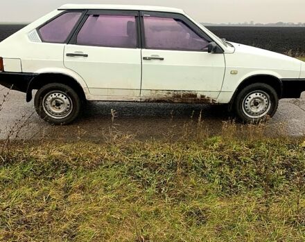 Белый ВАЗ 2109, объемом двигателя 1.5 л и пробегом 0 тыс. км за 1000 $, фото 3 на Automoto.ua