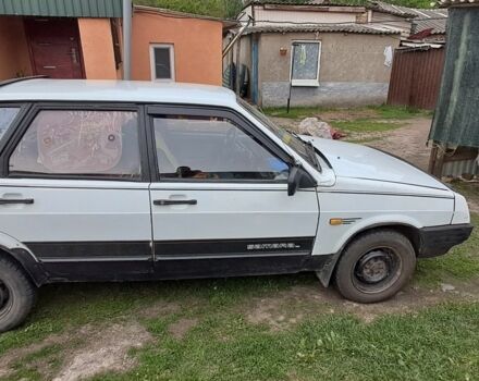 Белый ВАЗ 2109, объемом двигателя 1.5 л и пробегом 383 тыс. км за 550 $, фото 1 на Automoto.ua