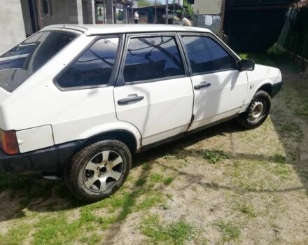 Белый ВАЗ 2109, объемом двигателя 1.5 л и пробегом 250 тыс. км за 485 $, фото 2 на Automoto.ua