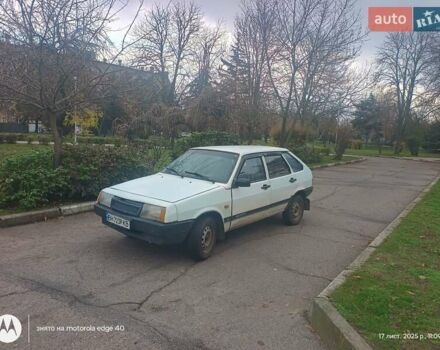 Белый ВАЗ 2109, объемом двигателя 1.5 л и пробегом 111 тыс. км за 800 $, фото 1 на Automoto.ua