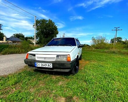 Белый ВАЗ 2109, объемом двигателя 1.3 л и пробегом 98 тыс. км за 700 $, фото 2 на Automoto.ua