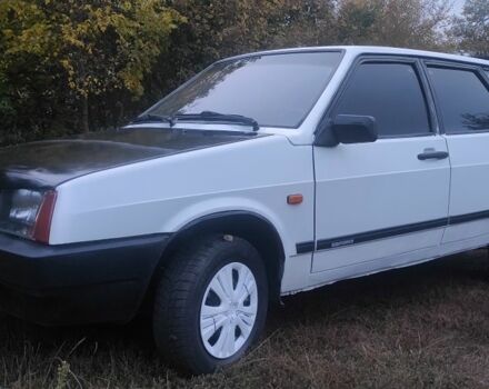 Белый ВАЗ 2109, объемом двигателя 1.3 л и пробегом 200 тыс. км за 1300 $, фото 2 на Automoto.ua