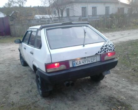 Белый ВАЗ 2109, объемом двигателя 1.5 л и пробегом 200 тыс. км за 500 $, фото 3 на Automoto.ua