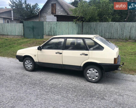 Белый ВАЗ 2109, объемом двигателя 1.5 л и пробегом 98 тыс. км за 800 $, фото 2 на Automoto.ua