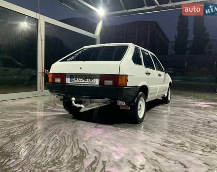 Белый ВАЗ 2109, объемом двигателя 1.3 л и пробегом 47 тыс. км за 1300 $, фото 1 на Automoto.ua