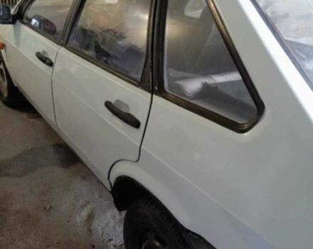 Белый ВАЗ 2109, объемом двигателя 1.5 л и пробегом 200 тыс. км за 650 $, фото 1 на Automoto.ua